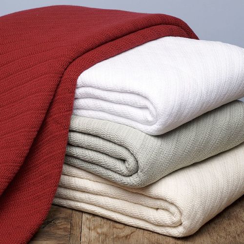 SOLID COTTON BLANKET