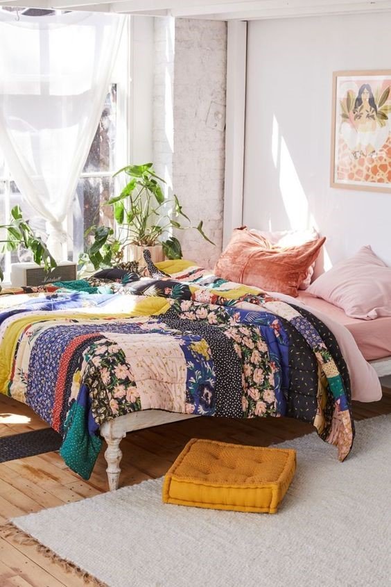 Difference Between Quilts, Comforters, Duvets